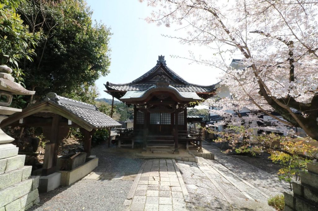 Small Temples On The Way To Kiyomizu-dera